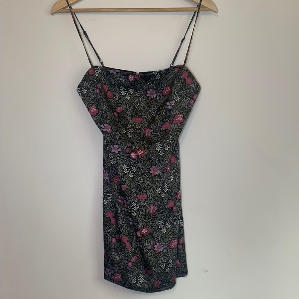 Sunday Best Shimmer Satin Dress Black Floral